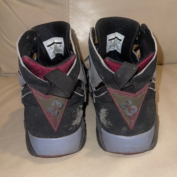 Jordan Bordeaux VII (2011) - Picture 4 of 10